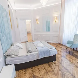  Apartamento Royal